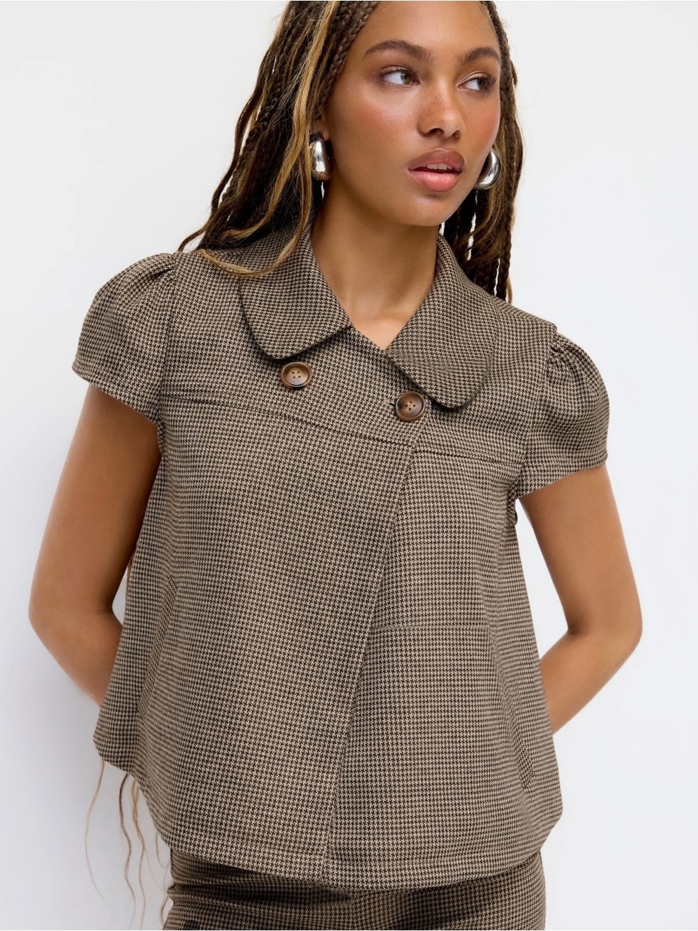 Cider Brown Micro-Houndstooth Short Puff-Sleeve Blouse